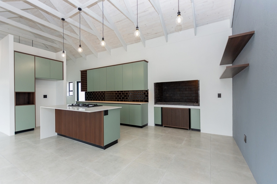 3 Bedroom Property for Sale in Myburgh Park Western Cape